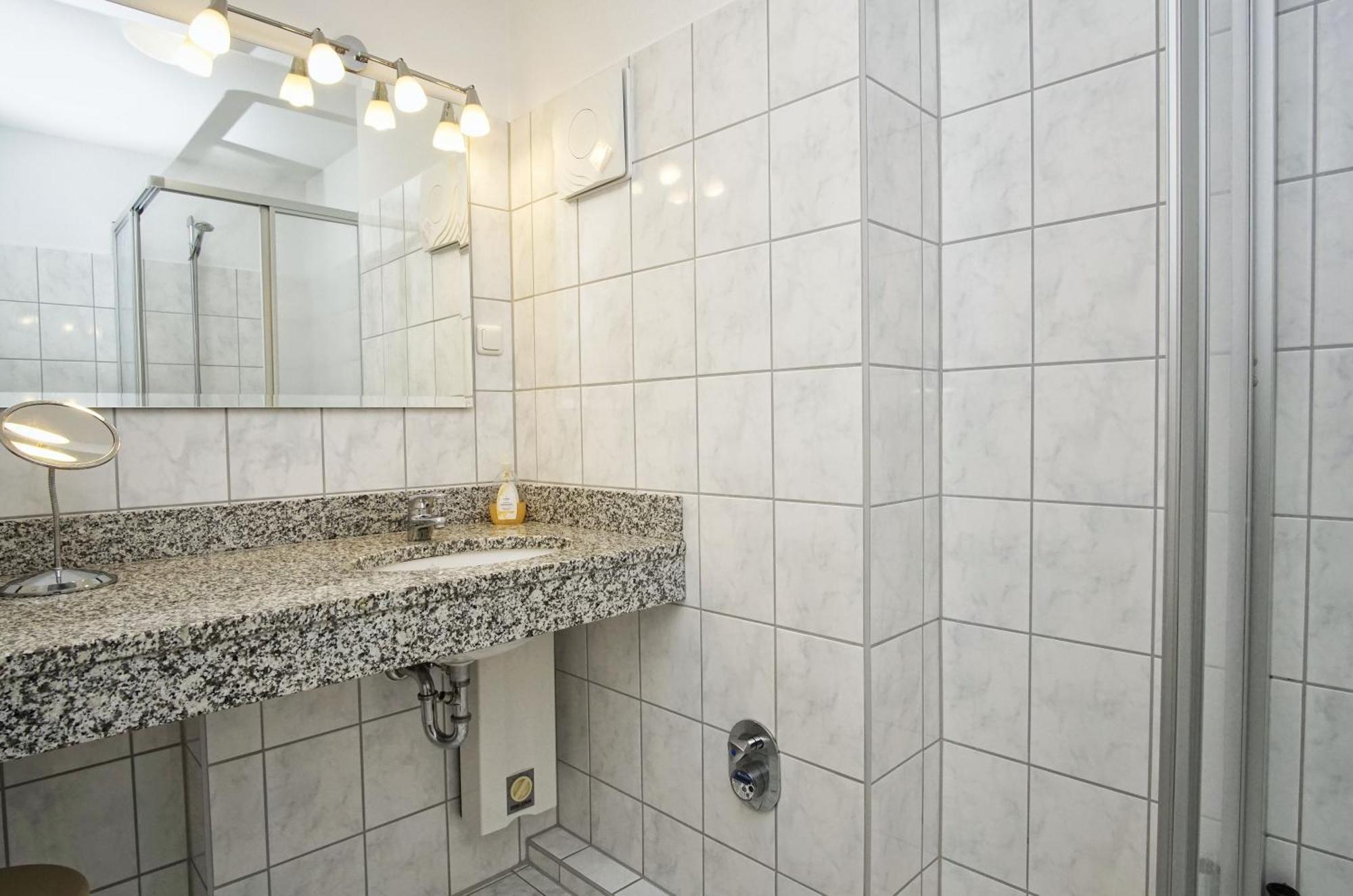Hafenhaeuser Breege Fewo 05 - Balkon ภายนอก รูปภาพ